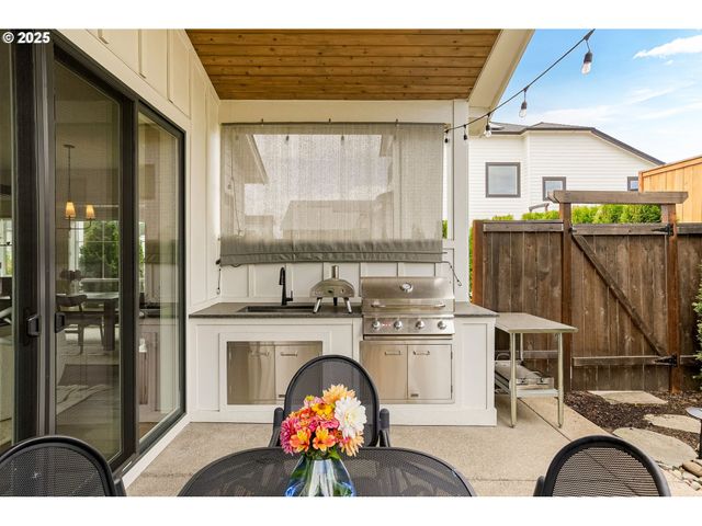 4109 ILLAHE RIVER Ct S, Salem, OR 97302