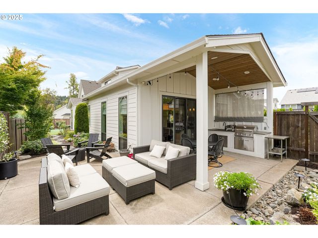 4109 ILLAHE RIVER Ct S, Salem, OR 97302