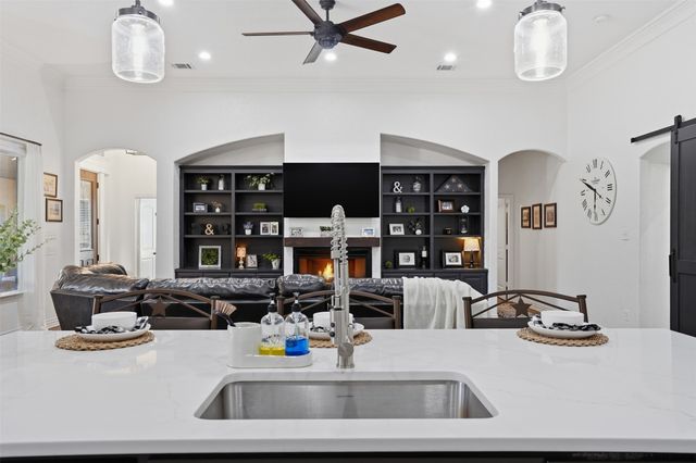 9012 Reata West Drive, Benbrook, TX 76126