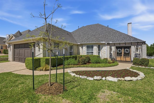 9012 Reata West Drive, Benbrook, TX 76126