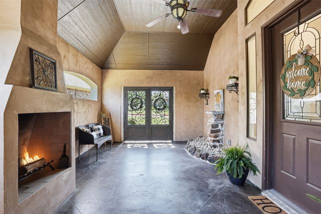 9012 Reata West Drive, Benbrook, TX 76126