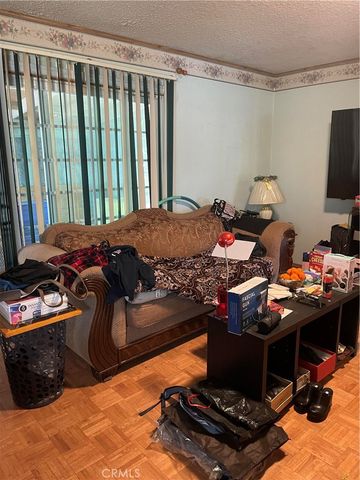 4060 Harrison Street, Riverside, CA 92503