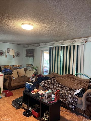 4060 Harrison Street, Riverside, CA 92503