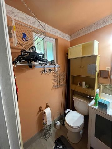 4060 Harrison Street, Riverside, CA 92503