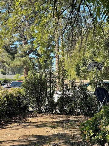 4060 Harrison Street, Riverside, CA 92503