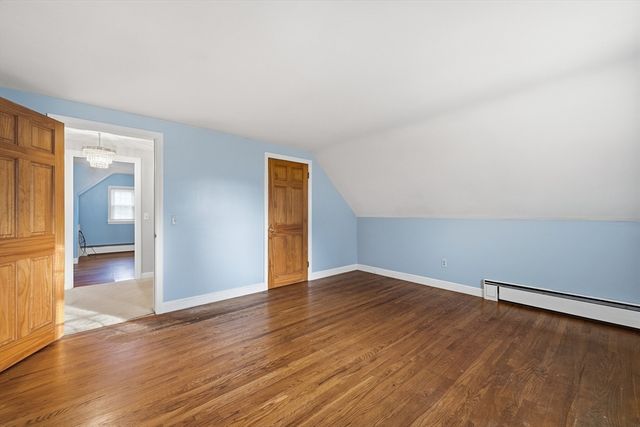 15 Lowell Ave, Holden, MA 01520