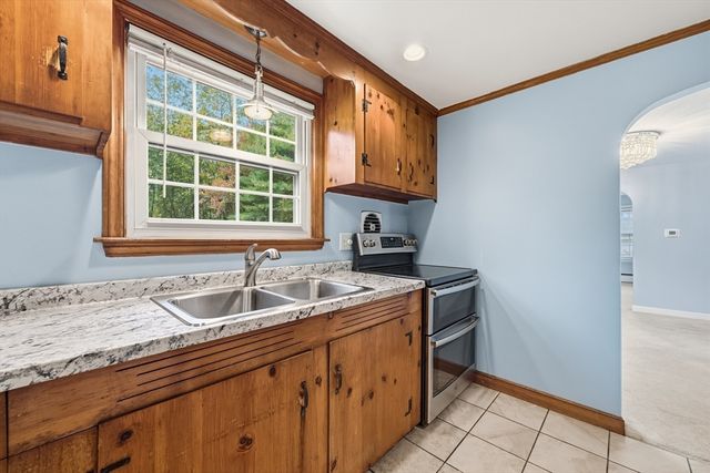 15 Lowell Ave, Holden, MA 01520