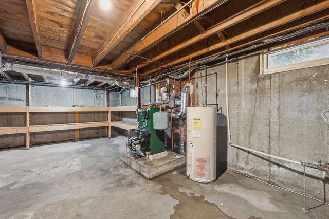 15 Lowell Ave, Holden, MA 01520