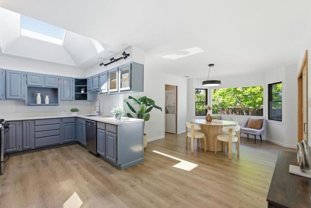 1051 Manhattan Court, Sunnyvale, CA 94087