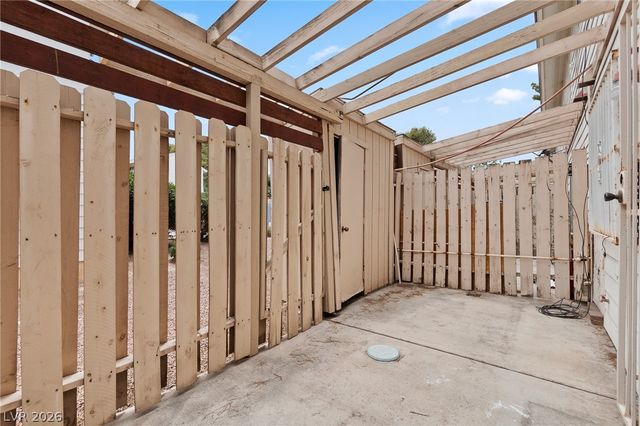 4770 Topaz Street 81, Las Vegas, NV 89121