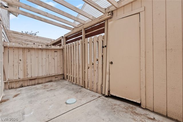 4770 Topaz Street 81, Las Vegas, NV 89121