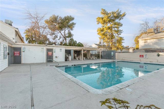 4770 Topaz Street 81, Las Vegas, NV 89121