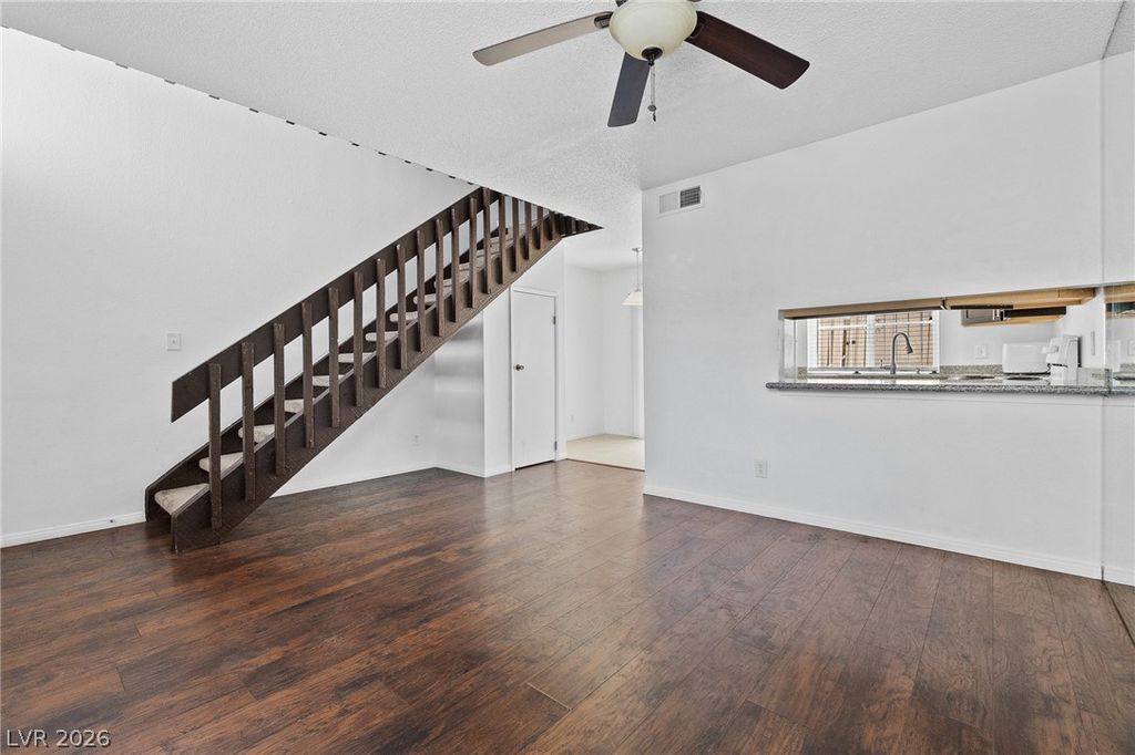 4770 Topaz Street 81, Las Vegas, NV 89121 — photo 4