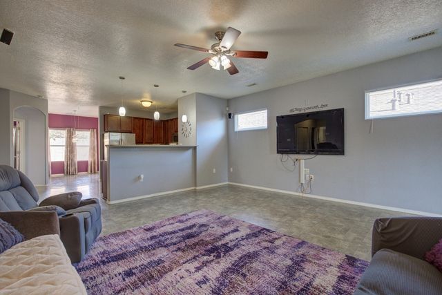 5679 Cold Creek Avenue NW, Albuquerque, NM 87114