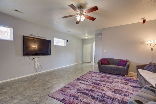 5679 Cold Creek Avenue NW, Albuquerque, NM 87114