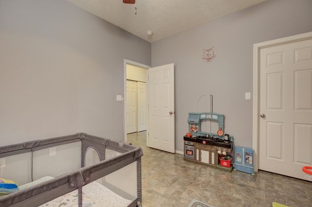 5679 Cold Creek Avenue NW, Albuquerque, NM 87114