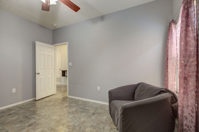 5679 Cold Creek Avenue NW, Albuquerque, NM 87114