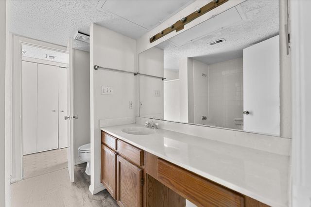 9621 Walnut Street 6106, Dallas, TX 75243