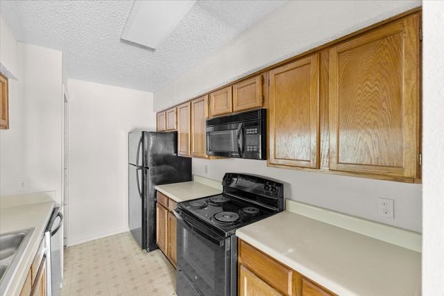 9621 Walnut Street 6106, Dallas, TX 75243