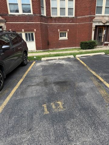 720 N Austin Boulevard GNW, Oak Park, IL 60302