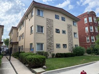 720 N Austin Boulevard GNW, Oak Park, IL 60302