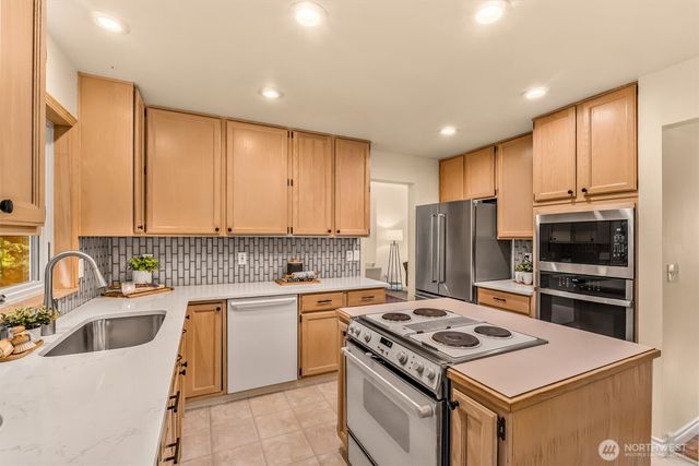 20308 131st Place SE, Kent, WA 98031