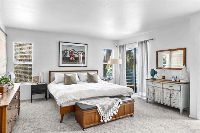 668 Westlake Street, Encinitas, CA 92024