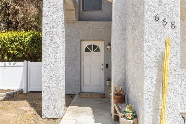 668 Westlake Street, Encinitas, CA 92024