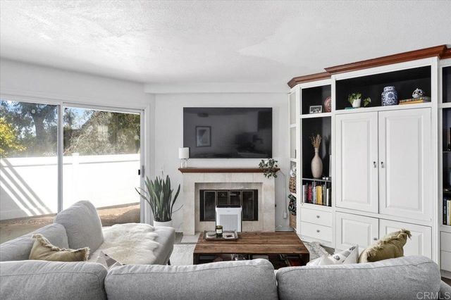 668 Westlake Street, Encinitas, CA 92024