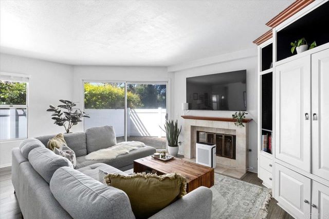 668 Westlake Street, Encinitas, CA 92024