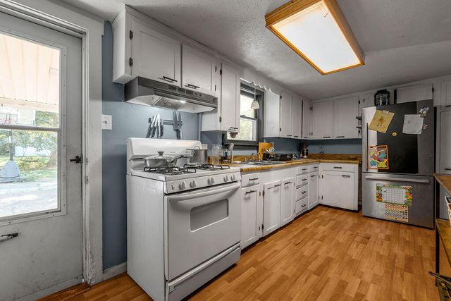 237 W Higgins Street, Midway, KY 40347