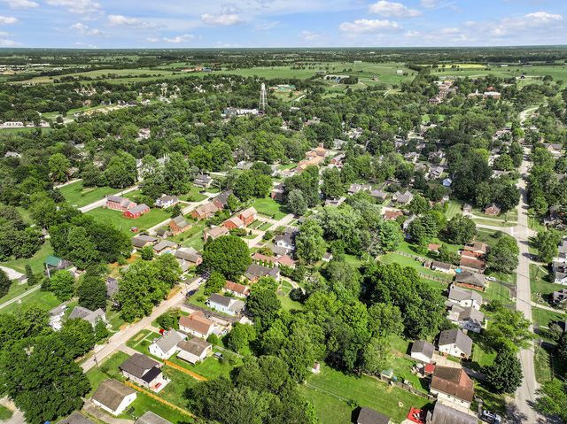 237 W Higgins Street, Midway, KY 40347