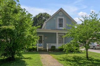 237 W Higgins Street, Midway, KY 40347