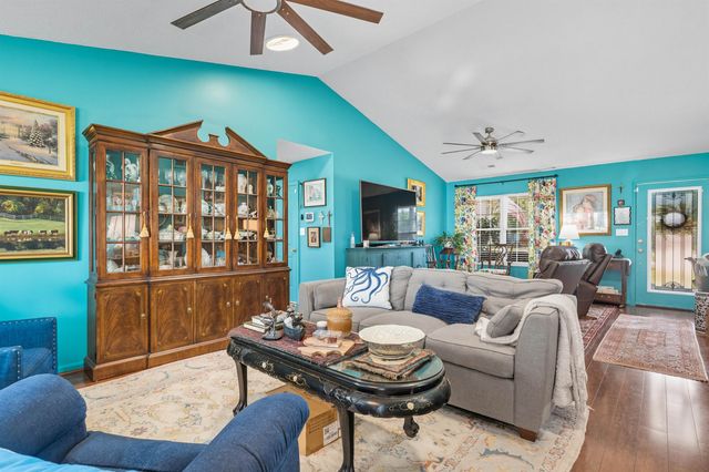 1101 Fox Sparrow Dr., Murrells Inlet, SC 29576