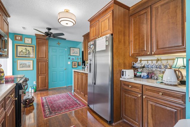 1101 Fox Sparrow Dr., Murrells Inlet, SC 29576