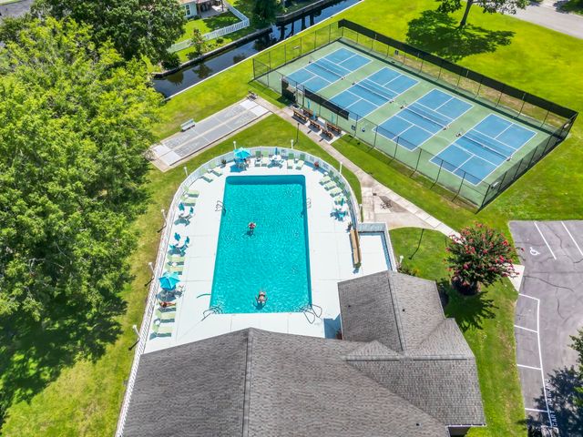 1101 Fox Sparrow Dr., Murrells Inlet, SC 29576