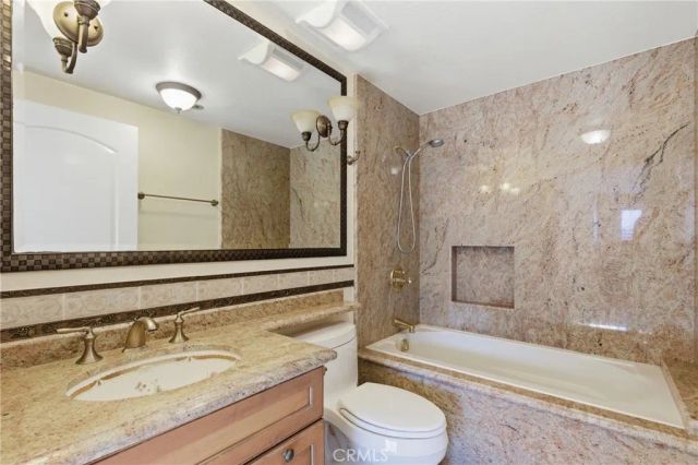 510 The Village 409, Redondo Beach, CA 90277