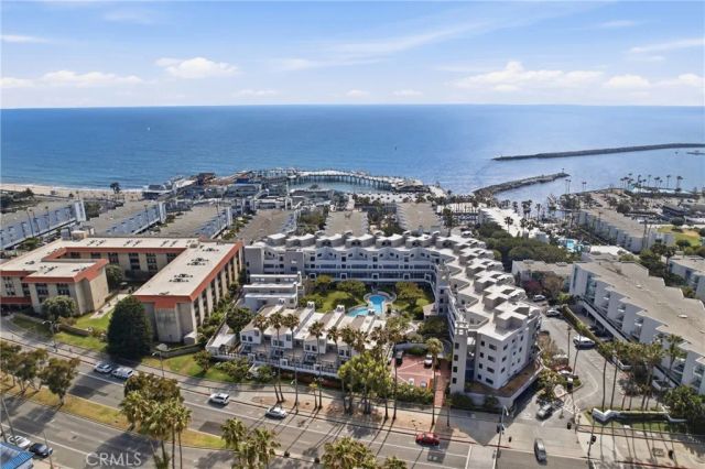 510 The Village 409, Redondo Beach, CA 90277