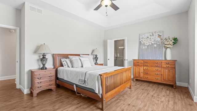 4806 FORUM BLVD, Columbia, MO 65203