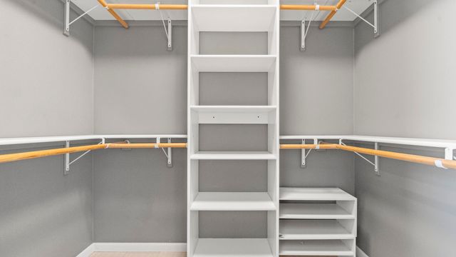 4806 FORUM BLVD, Columbia, MO 65203