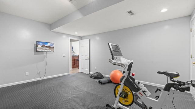 4806 FORUM BLVD, Columbia, MO 65203