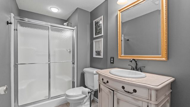 4806 FORUM BLVD, Columbia, MO 65203