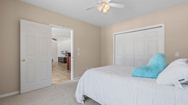 4806 FORUM BLVD, Columbia, MO 65203