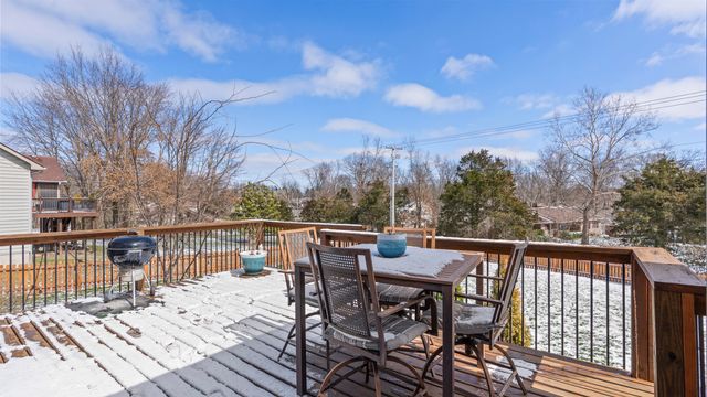 4806 FORUM BLVD, Columbia, MO 65203