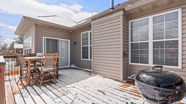 4806 FORUM BLVD, Columbia, MO 65203