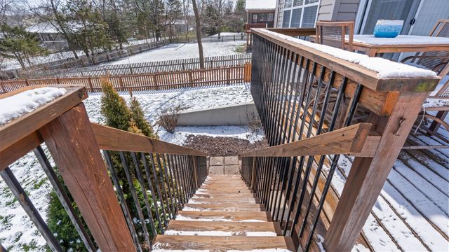 4806 FORUM BLVD, Columbia, MO 65203