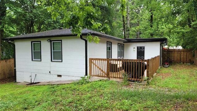 3132 Forrest Hills Drive SW, Atlanta, GA 30354