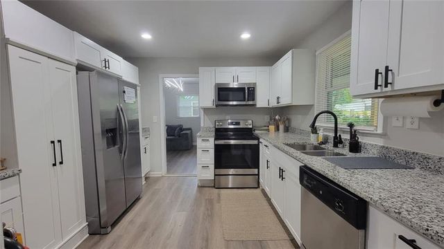 3132 Forrest Hills Drive SW, Atlanta, GA 30354