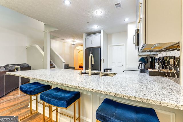 3840 Augustine Place, Rex, GA 30273