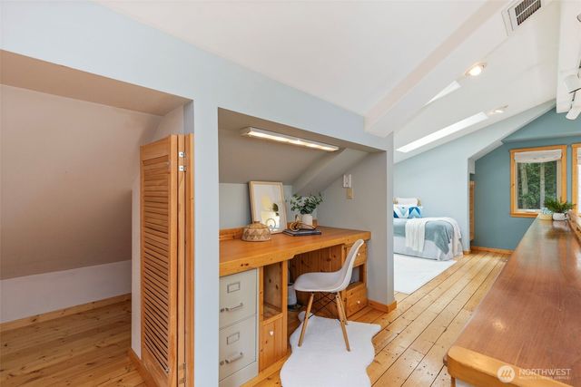 73 Middlepoint Road, Port Townsend, WA 98368
